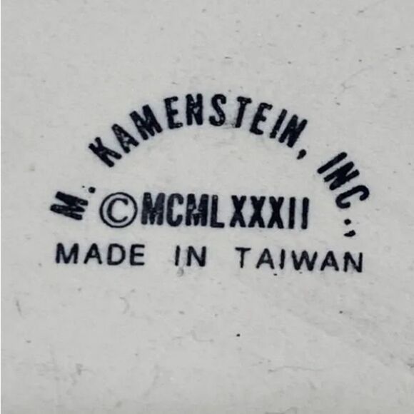 M. Kamenstein Vintage 1982 Floral Design Mini Covered Casserole Dish Set of 4 - Picture 2 of 10